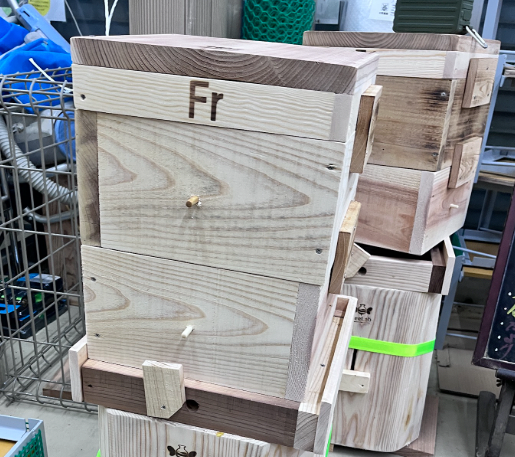 ニホンミツバチ巣箱づくりワークショップ、里山で学ぶミツバチのお話