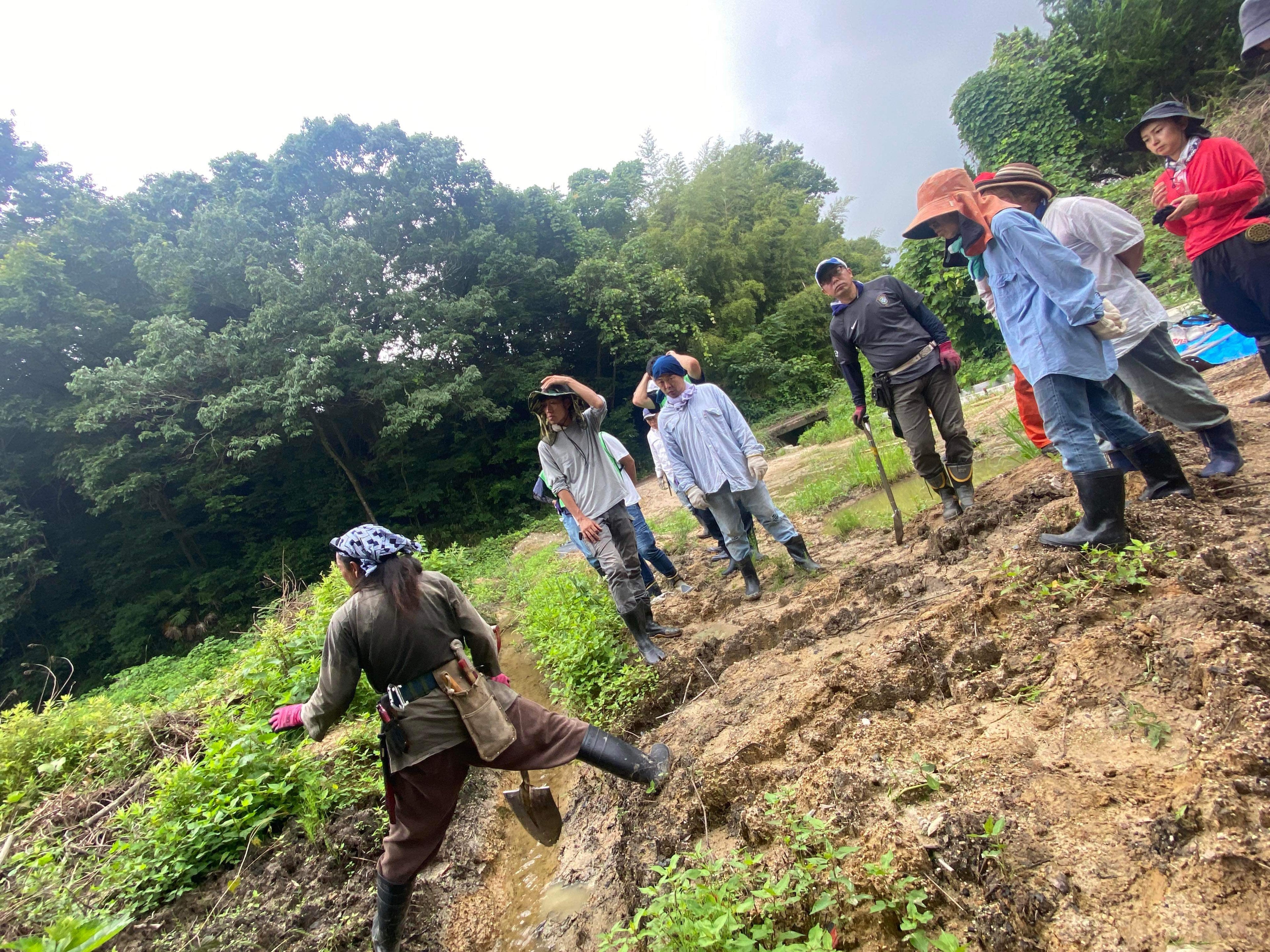 第4回 風、土、水の「声」が聞こえてくる。大地の再生WSと池の水抜いてみた - 親子防災リーダープロジェクト2026